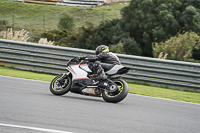 estoril;event-digital-images;motorbikes;no-limits;peter-wileman-photography;portugal;trackday;trackday-digital-images